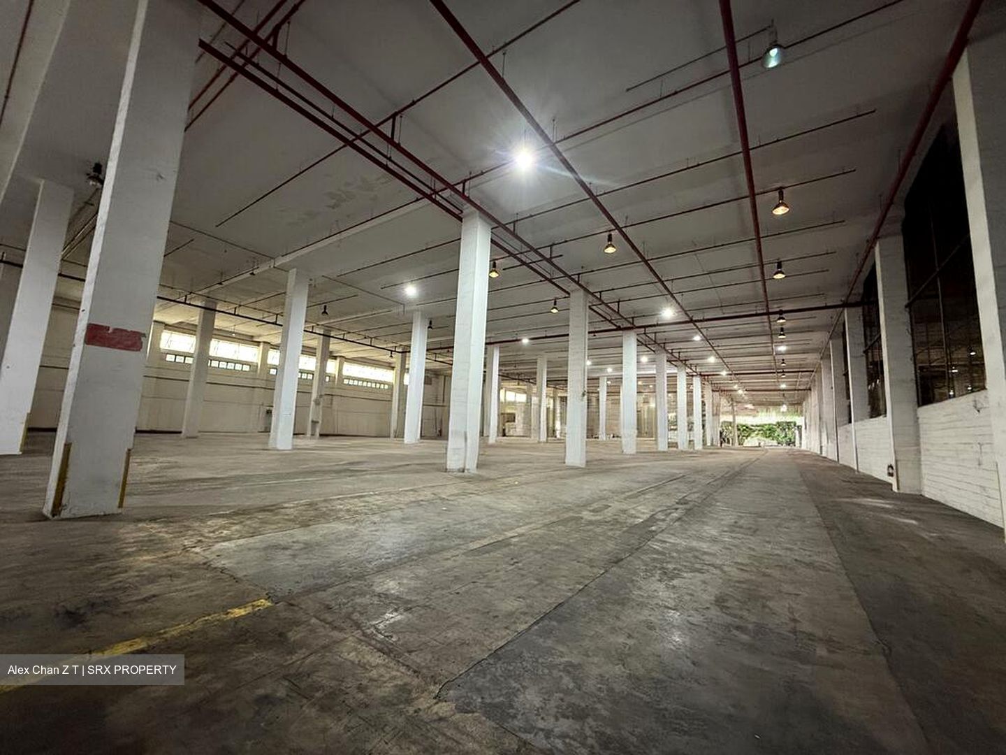 Gul Road (D22), Warehouse #578706431